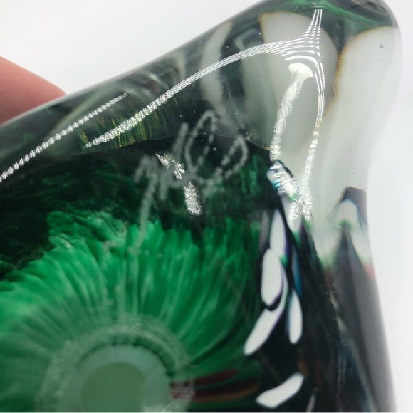 Glass Paperweight Unique Colorful Swirl 3 Point - Picture 15 of 15